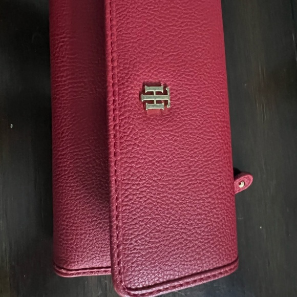 Tommy Hilfiger Red wallet - Picture 3 of 6